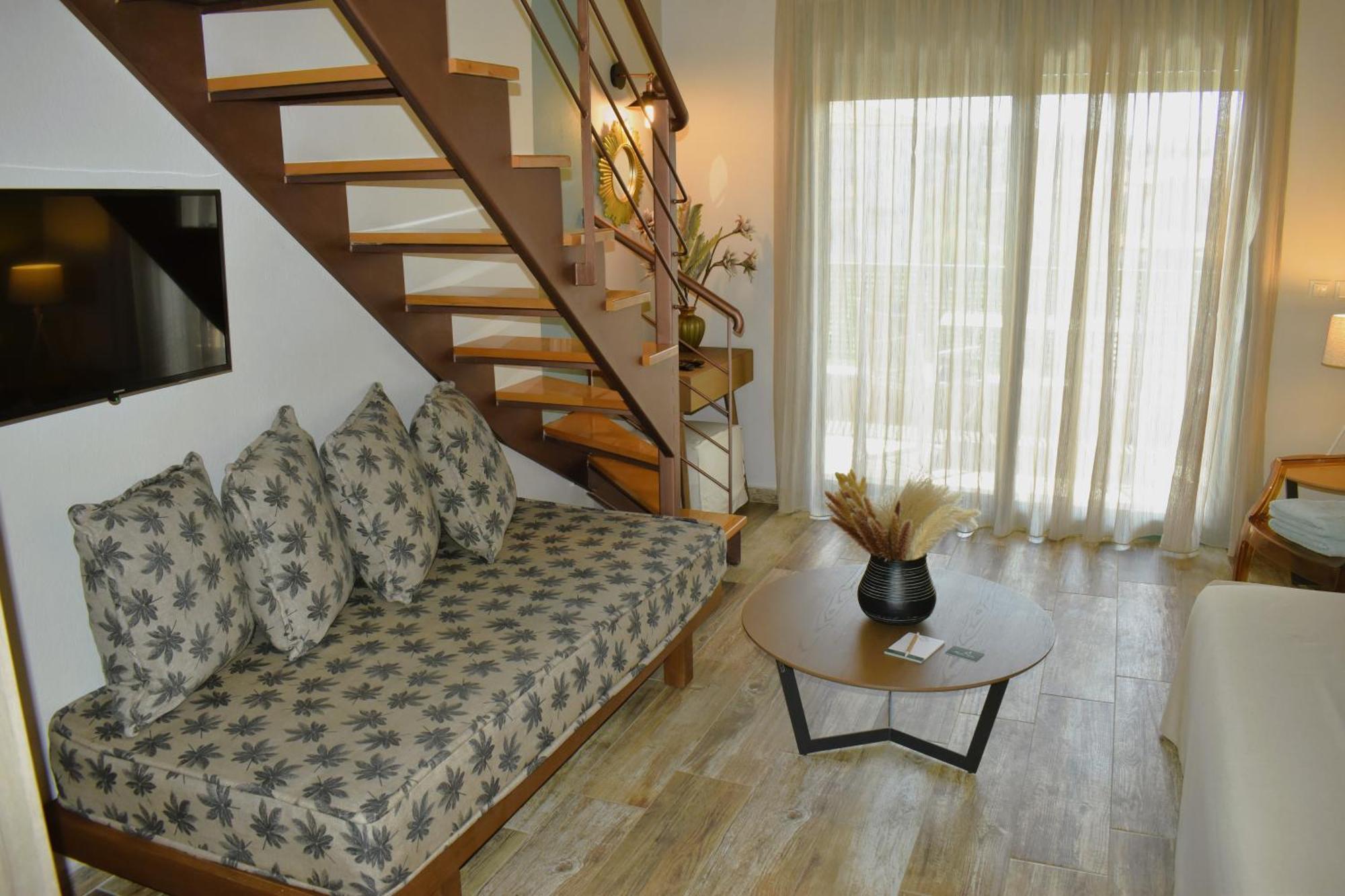 Alegria Suites Нікіті Екстер'єр фото