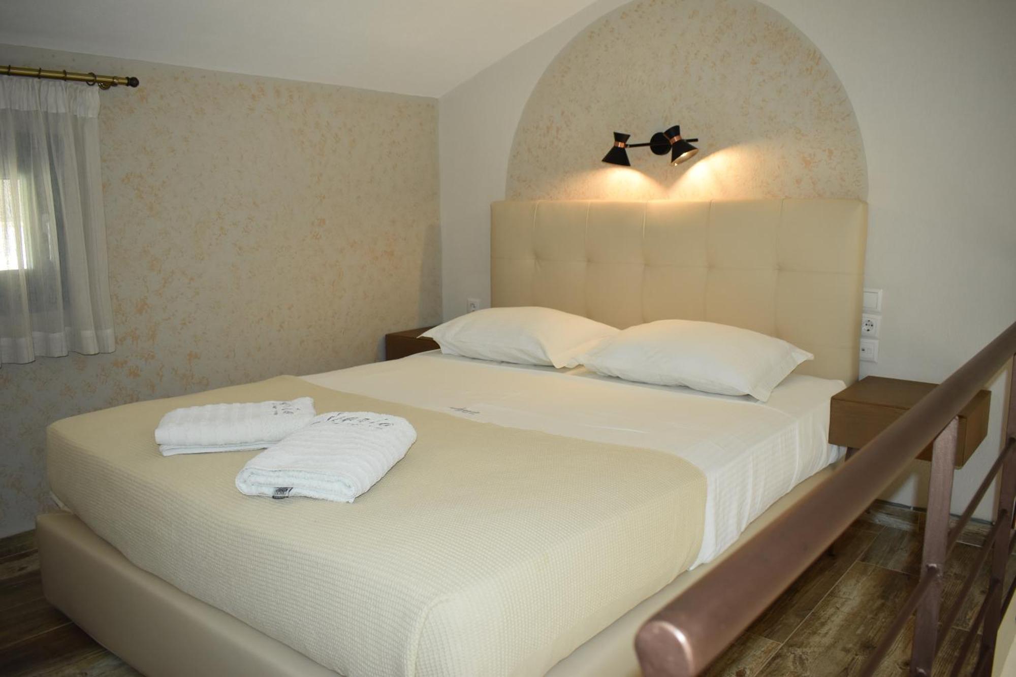 Alegria Suites Нікіті Екстер'єр фото