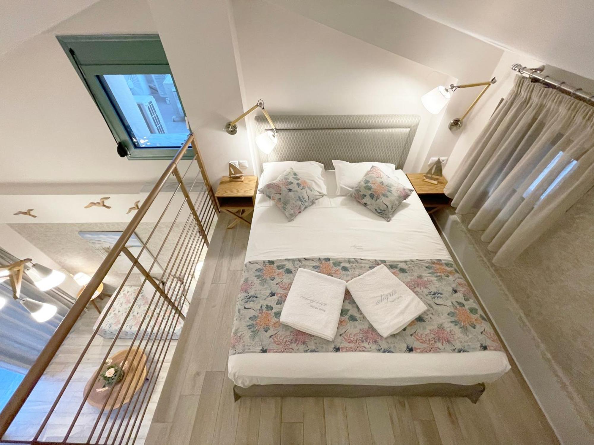Alegria Suites Нікіті Екстер'єр фото